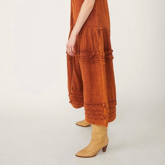 A beautiful Anthropologie dress in good condition. - Picture 4 of 4